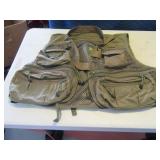 ORVIS szLG Fishing Vest OliveGreen Like New 2of2