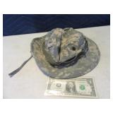 Military sz7 Sun Hat w/ shell holder