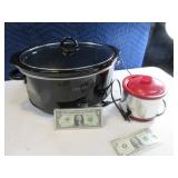 Lot (2) Crockpots FullSize & Mini