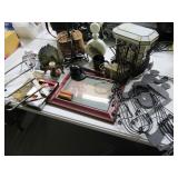 LOT *Resale* Decor~Quarters~Metal Decor