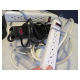 Lot (5) Electric Power PlugIn Bars