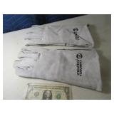 CampbellHausfeld XL Welding Gloves