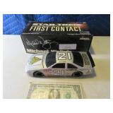 Michael Waltrip STAR TREK LtdEd Diecast 96Thndrbrd