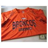 BRONCOS Mens XXL Football T Shirt