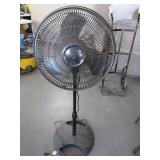 LASKO 18" Oscilating Floor Fan blk