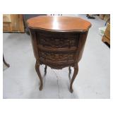 19" NEAT Carved Side~Accent Legged Table 1of2