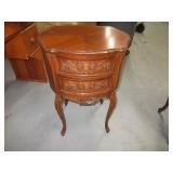 19" NEAT Carved Side~Accent Legged Table 2of2
