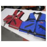 Lot (2) szXL/XXL Life Vests