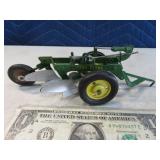 Early JOHN DEERE 7" Disc Metal Tractor Attachment