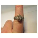 10kt Gold sz8.25 Ring w/ Diamond Cluster NICE 2.4g
