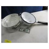 Lot (2) EnamelType Kichen Collanders Strainers