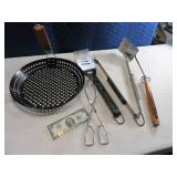 5pcs BBQ Utensils & Fry Pan