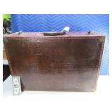 Neat Leather~Skin Look Antique Luggage Suitcase