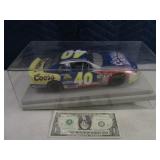 DieCast: #40 Coors Nascar in Display Case MonteCrl