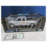 99 Chevy Silverado Coors Ext Cab SS DieCast WELLY