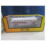 RailKing TRAILWAYS 8" DieCast Bus Boxed Mint