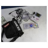 Vtg Handheld GameBoy w/ (2) GamesC