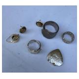 Assorted Jewelry