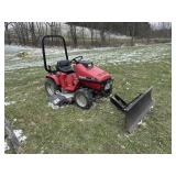 Honda 5013 4x4 Tractor w/ mower deck and blade
