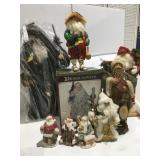 Santa Claus figures is in a tote