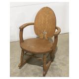 Childrenï¿½s rocking chair