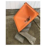 Concrete hopper with elephant trunk