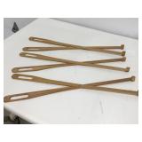 3 wood grabbers