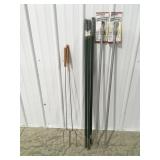 Hot dog Forks plant supports clothes, line prop