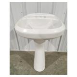 Glacier Bay pedestal sink