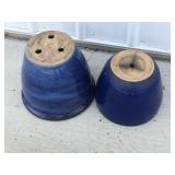 2 Clay flower pots