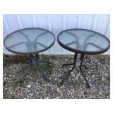 2 24 inch round tables