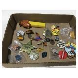 Pins, Pezz container keychain