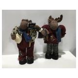 2 Holiday moose