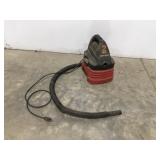 Craftsman 2 gallon, wet and dry vacuum