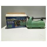 8 quart Oil vacuum