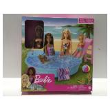Barbie with pool Play set