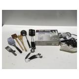 Kitchen items, Black & Decker, handy, cordless
