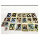 Baseball cards, 18 cards with New York Giants pin