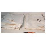 2 table cloths
