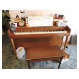 Spinet Piano