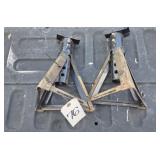 2 Jack Stands