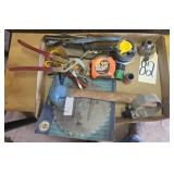 1/2' Drill Chuck W/Key, Sharpening Stone &