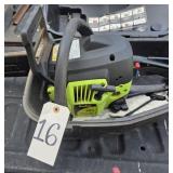 Poulan 16' Chainsaw, Model P 3816