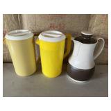 MCM PITCHERS & CARAFE