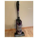 BISSELL VACUUM CLEANER