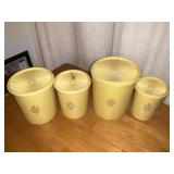 TUPPERWARE CANNISTER  SET