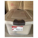 TOTE OF XMAS ITEMS #1