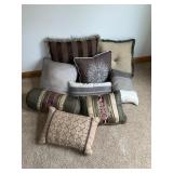 THROW PILLOWS