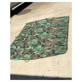 Nylon camo groundcover / poncho