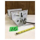 Shop fox 7 inch bench vise